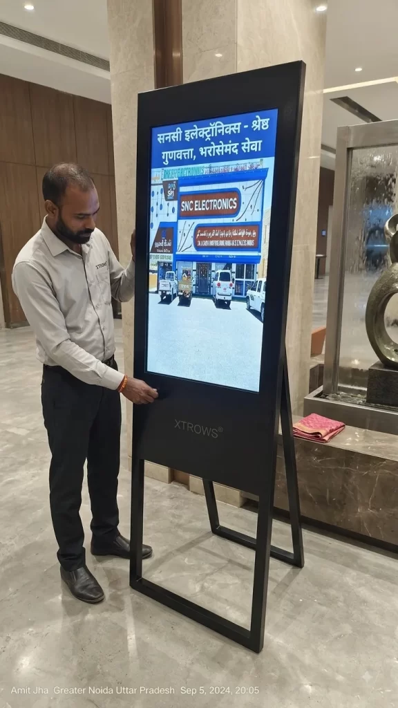 XTROWS Easel Digital Standee — view 2