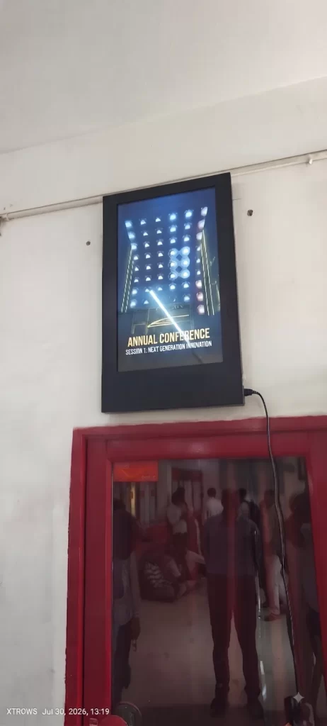XTROWS Wall-Mount Commercial Display — view 3