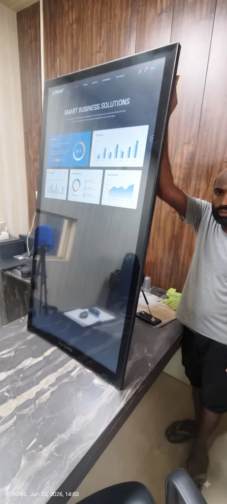XTROWS Wall-Mount Commercial Display — view 4