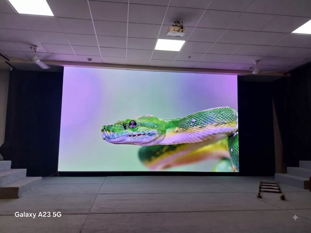 XTROWS Active LED Video Wall — view 13
