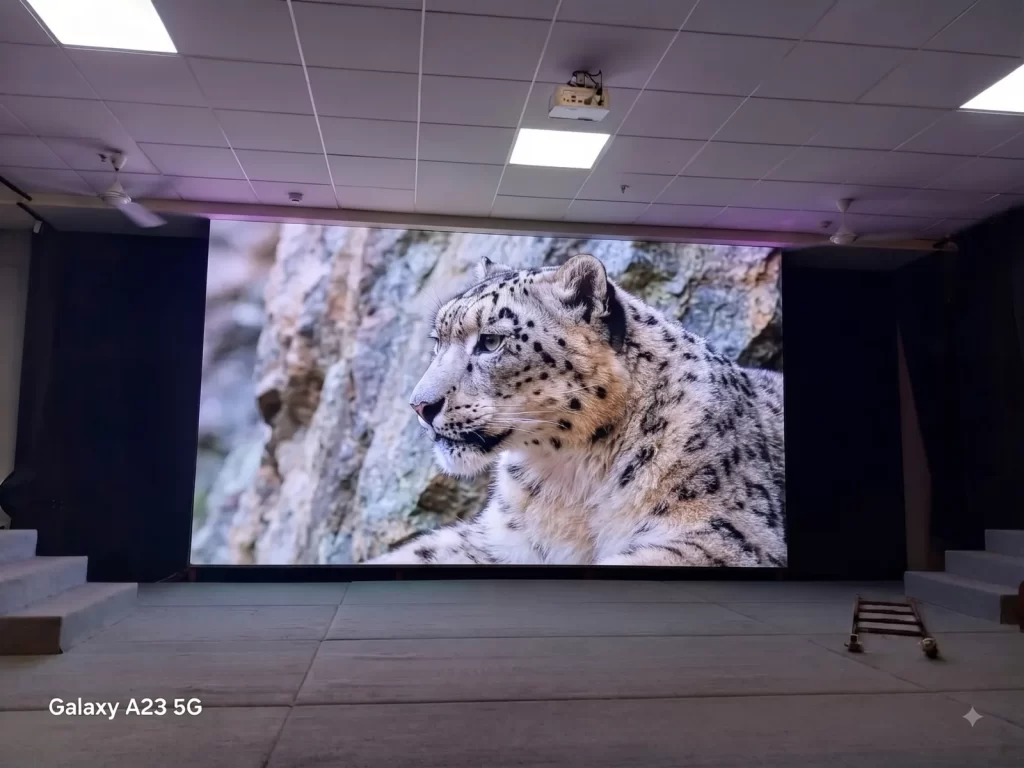 XTROWS Active LED Video Wall — view 18