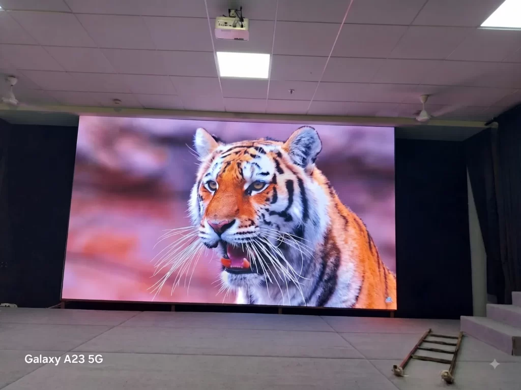 XTROWS Active LED Video Wall — view 23