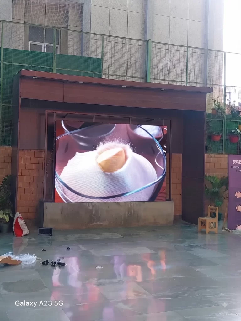 XTROWS Active LED Video Wall — view 4